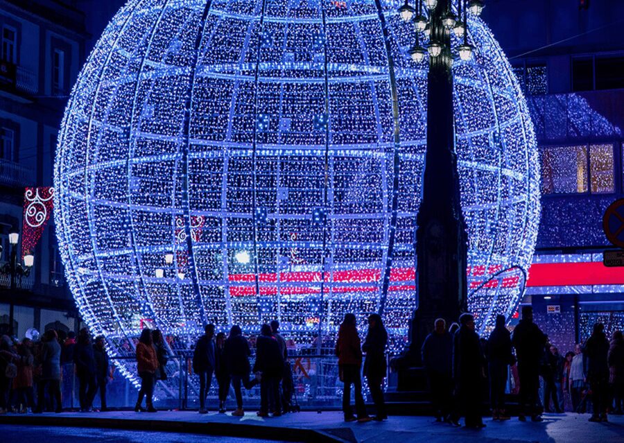 From Santiago: Christmas Lights of Vigo And Pontevedra - Key points to know before booking
