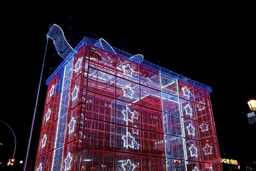 From Santiago: Christmas Lights of Vigo And Pontevedra - The Moaña ferry crossing to Vigo