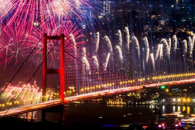 Istanbul New Year Party Cruise trough Bosphorus - Quick take: what matters most