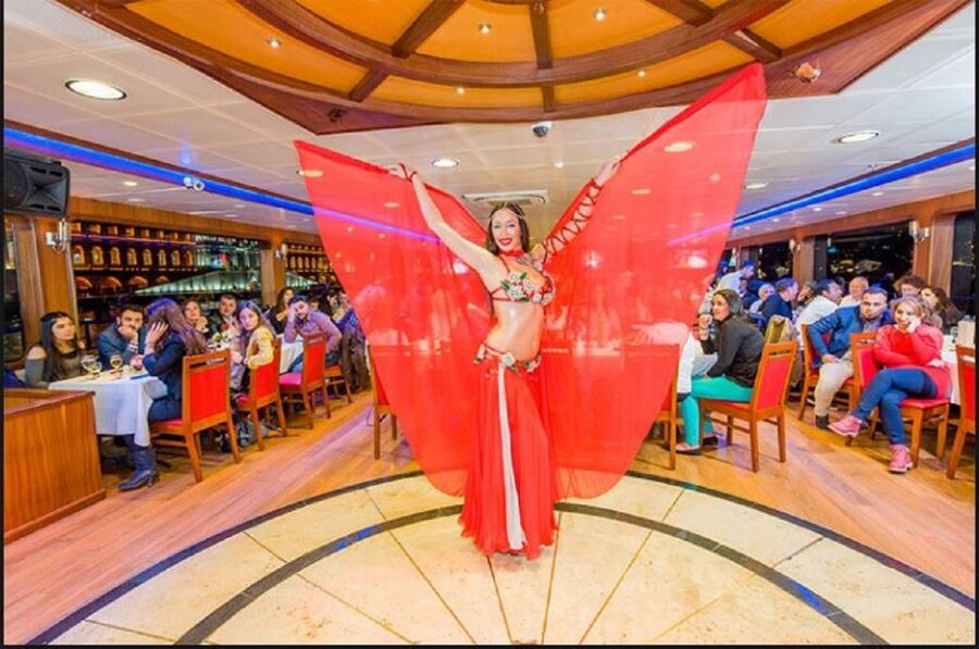 Istanbul: New Year's Eve Cruise Between Two Continents - Champagne and the midnight crossing