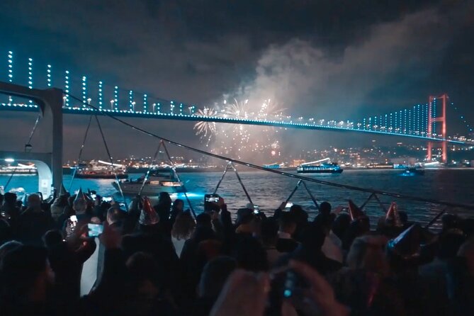 Istanbul New Year's Eve Dinner Cruise With Fireworks Shows 2026 - The Asian shore: waterfront estates and Ottoman retreats