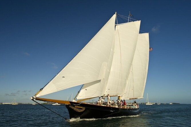 Key West Christmas Cruise with Live Band and Drinks - Seeing Key West from the water