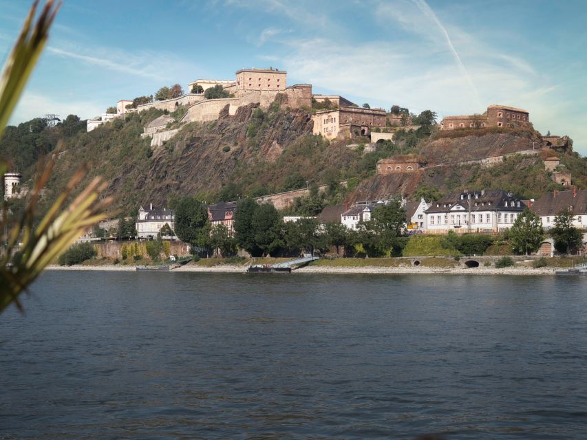 Koblenz: Christmas Boat Tour with Mulled Wine - Key points to know before boarding