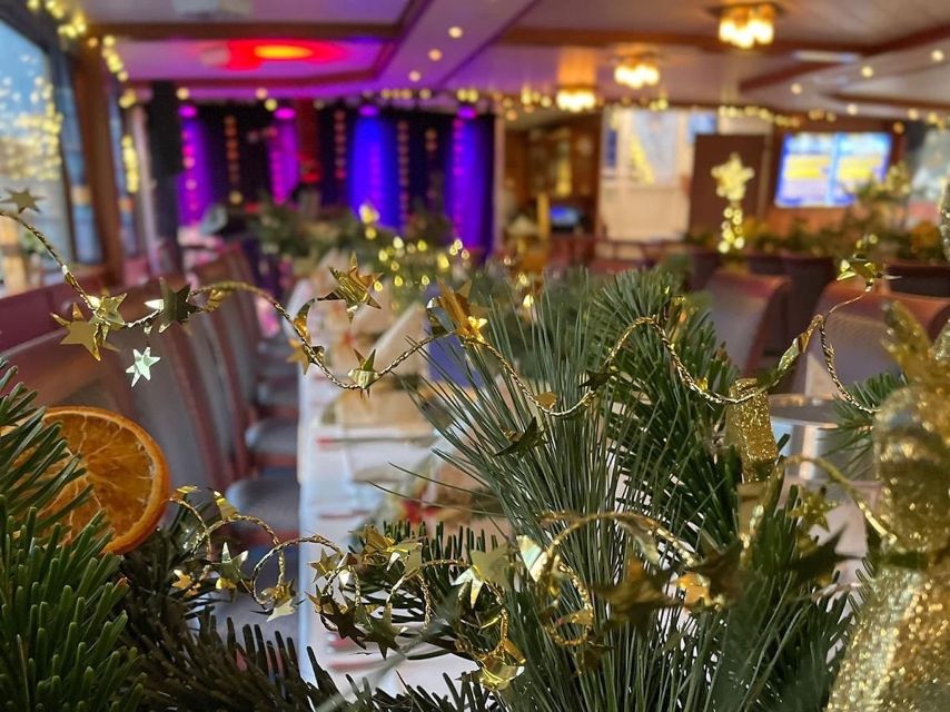 Koblenz: Christmas Boat Tour with Mulled Wine - Boarding at Bridge 10 near the old town