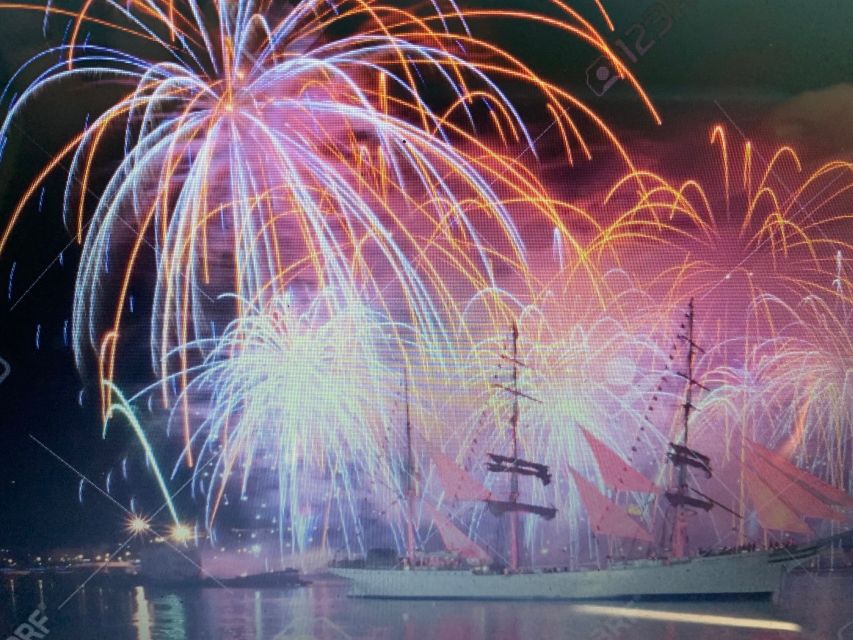 Lisbon: New Year's Eve Fireworks Sail Boat Tour - Key points before you book