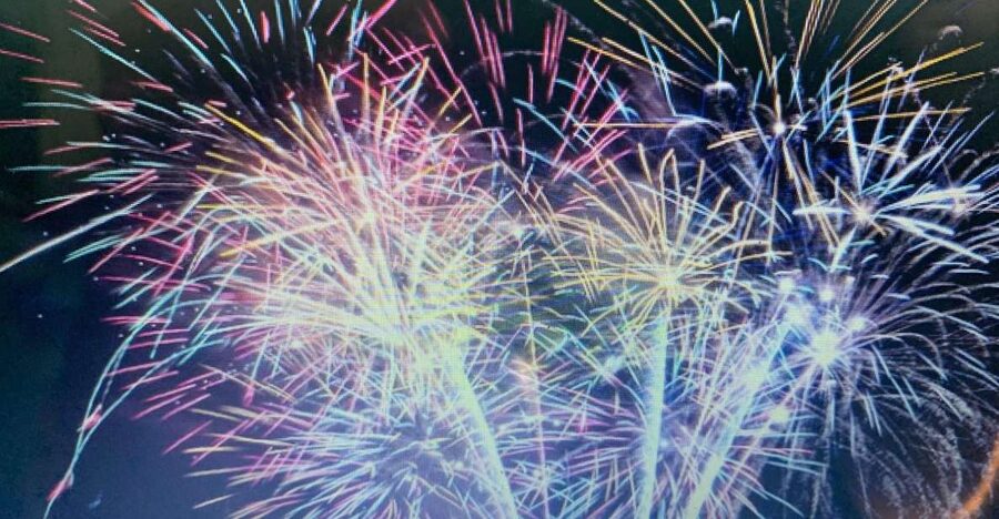 Lisbon: New Year's Eve Fireworks Sail Boat Tour - Should you book the Lisbon fireworks sail?