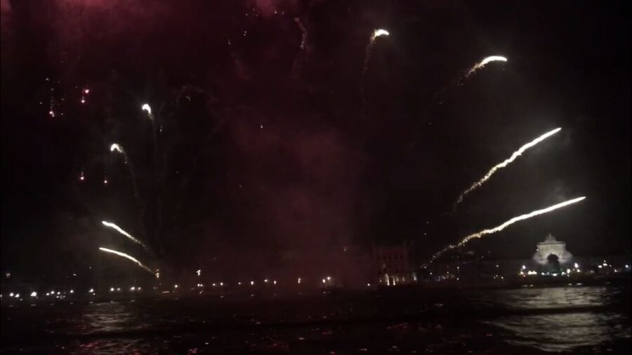 Lisbon: New Year's Eve Fireworks Sail Boat Tour - The midnight position near Commerce Square