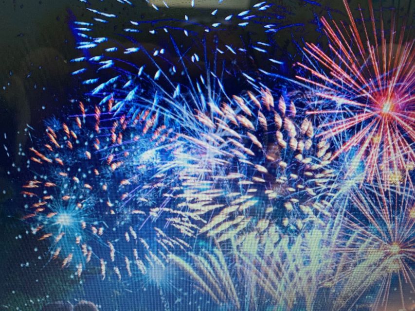Lisbon: New Year's Eve Fireworks Sail Boat Tour - Is $335 a fair price?