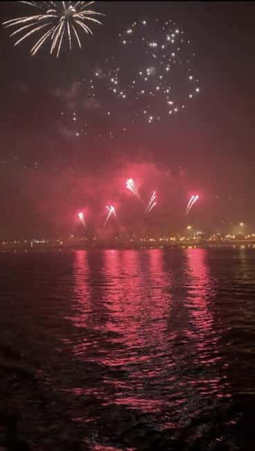 Lisbon:New Year's Eve on a Sailboat - Two hours on the Tagus