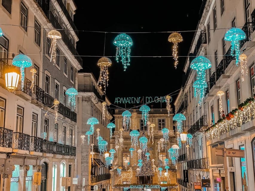 Lisbon: Private Christmas Lights Tour by Eco Tuk Tuk - What the private format adds