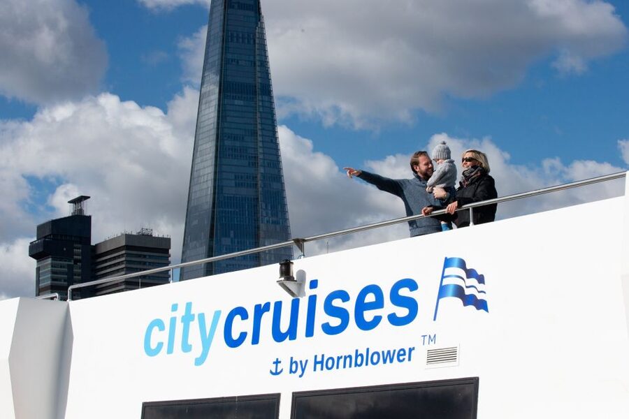 London: Christmas Day Sightseeing Cruise - The return toward Big Ben and Westminster