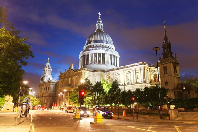 London Christmas Eve Illuminations Guided Tour by Night - The London Eye and the Thames view