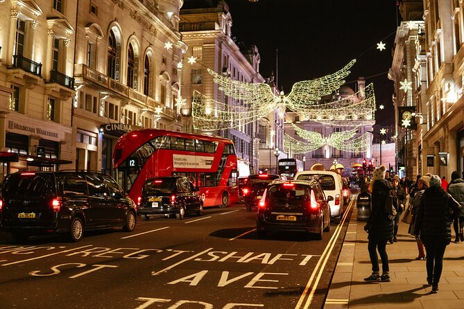 London Christmas Lights and Markets Walking Tour - Golden Jubilee Bridges make the best crossing
