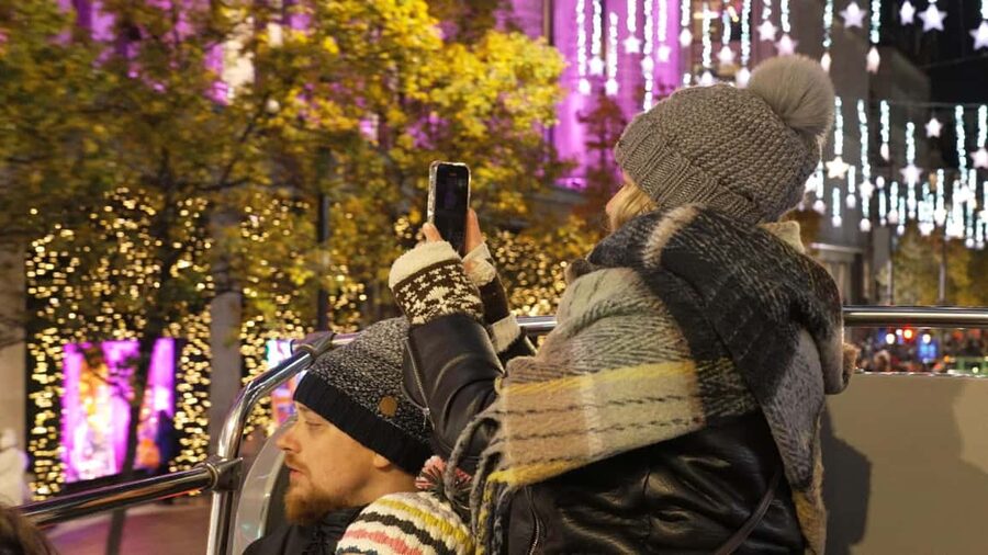 London: Christmas Lights Bus Tour With Live Guide - Key points to know before booking