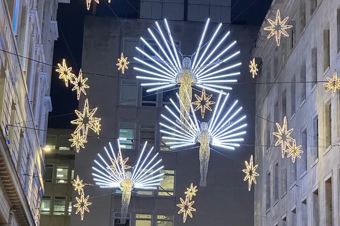 London Christmas Lights Guided Tour With Christmas Music - Soho’s community-made Christmas lights
