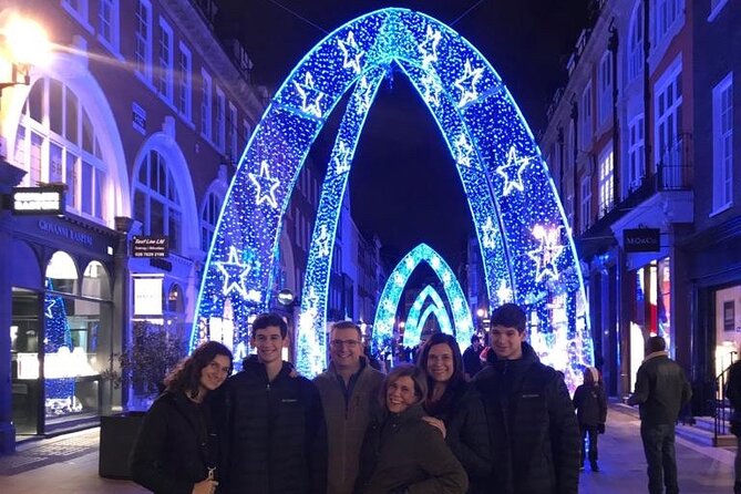 London Christmas Lights Private Tour by Traditional Black Cab - Why a black cab works so well at Christmas