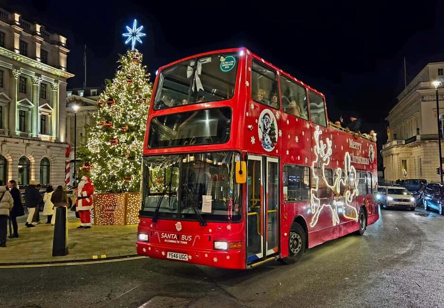 London: Christmas Lights Santa Sleigh Open-Top Tour - Starting at Embankment with London at your feet