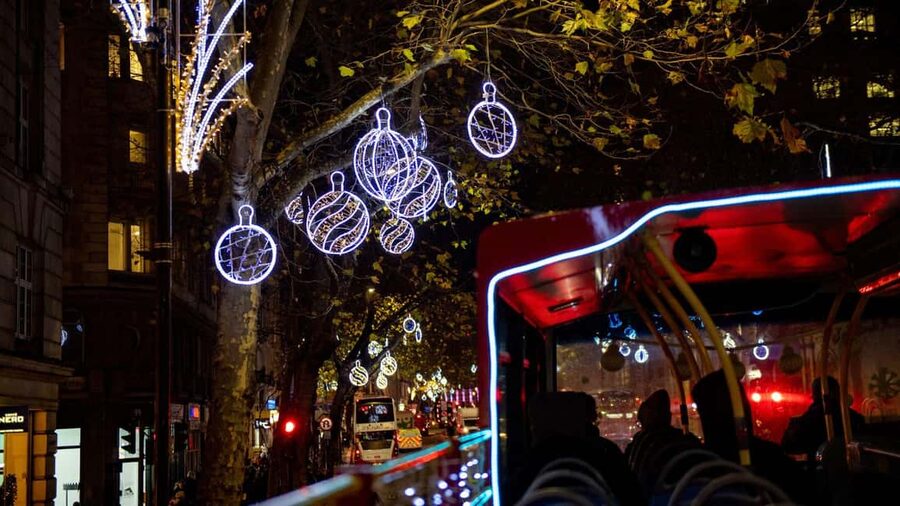 London: Christmas Lights Santa Sleigh Open-Top Tour - What $43 buys you