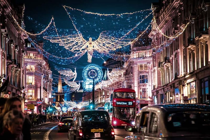 London Christmas Lights Tour by Vintage Bus Open Top - Key things to know before boarding
