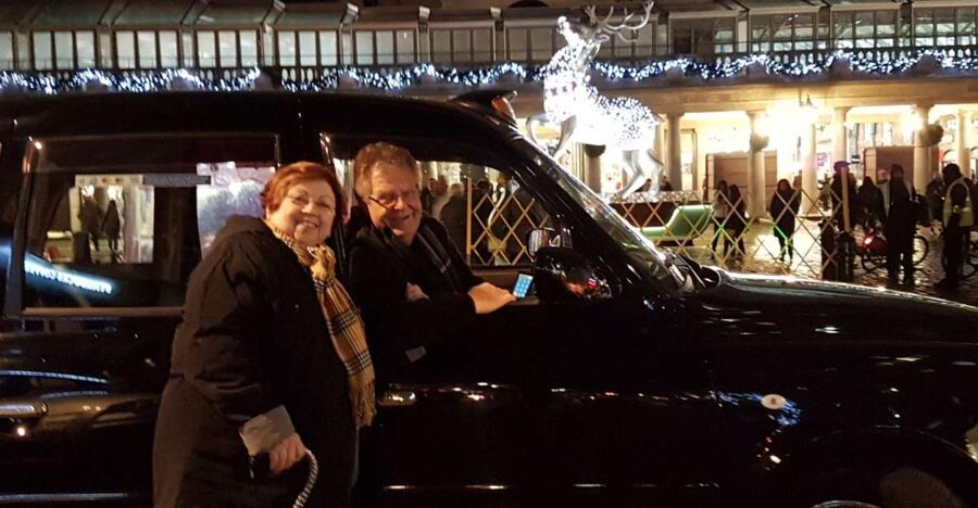 London: Christmas Lights Tour in a Black Cab - What the evening is likely to feel like