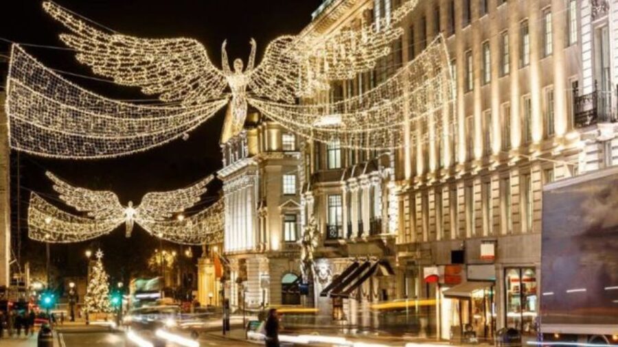 London: Christmas Lights Tour, Mince Pies, & Festive Drinks - Oxford Street and Regent Street: the main light show