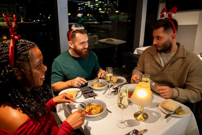 London: Christmas Party Dinner Cruise - Table arrangements and the social side of the cruise