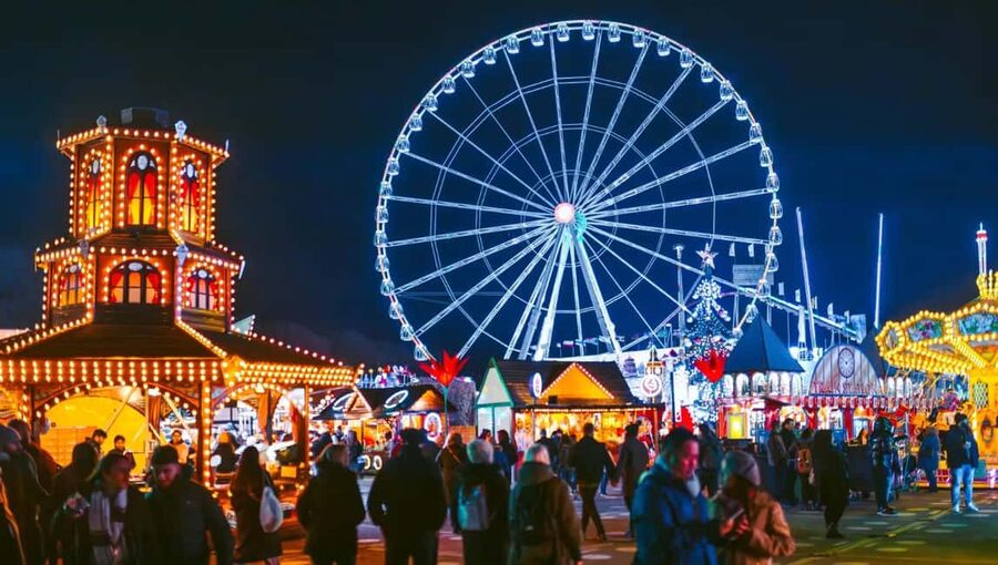 London: North Pole Express Tour with Santa & Festive Fun - Climbing upstairs for London’s Christmas lights