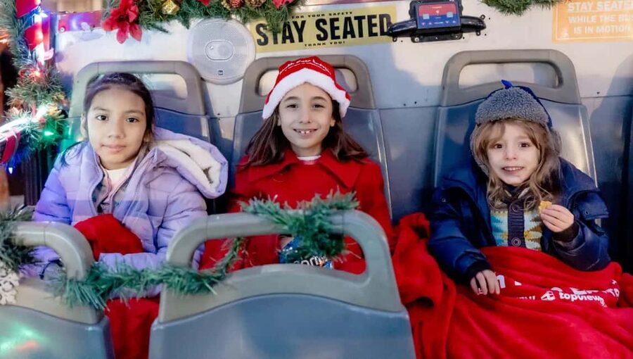 London: North Pole Express Tour with Santa & Festive Fun - Cold weather and seating concerns