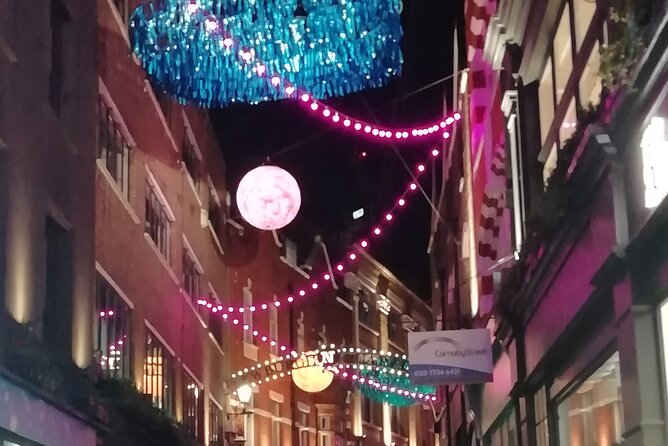 London Private Christmas Lights Walking Tour with Local Guide - Oxford Street and Bond Street: a bright opening
