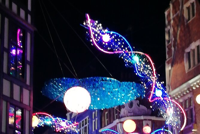 London Private Christmas Lights Walking Tour with Local Guide - Seven Dials and Covent Garden: a strong finish