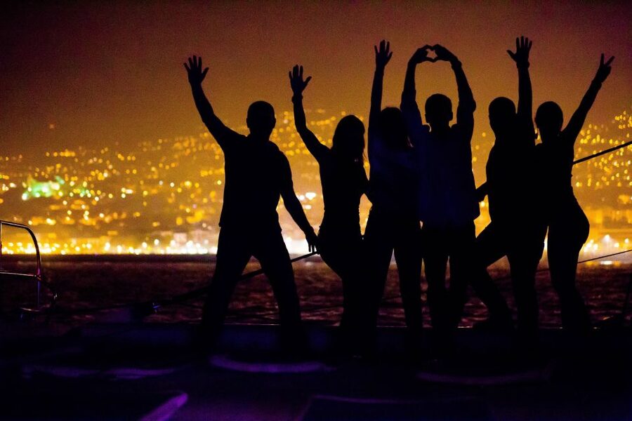 Madeira: New Year's Eve Fireworks by Catamaran - Settling aboard before midnight
