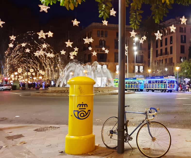 Mallorca: Palma’s Winter Magic City Walk with Christmas Glow - A closer look at Mallorcan Christmas customs