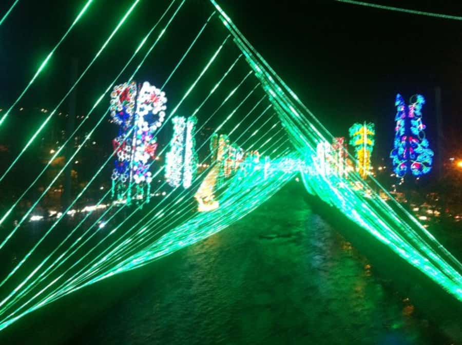 Medellin Christmas Lights Tour - Two further 45-minute city stops