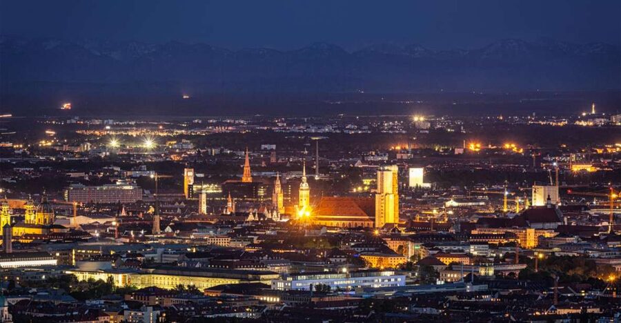 Munich: Christmas Market Magic Walking Tour with a Local - Key points at a glance