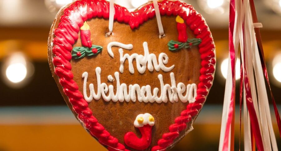 Munich: Christmas Market Magic Walking Tour with a Local - Why a group of eight can be worth it