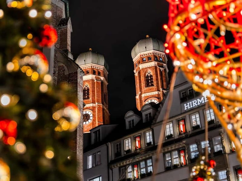 Munich: Christmas Markets Food & Drink Tour - The Medieval Market near Odeonsplatz