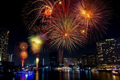 New Year Party : Chao Phraya Princess Dinner Cruise at Bangkok Admission Ticket