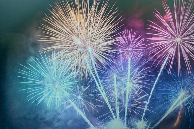New Year's Eve on a Sailboat with Fireworks display in Lisbon - Starting at Doca de Alcântara at 11:00 pm