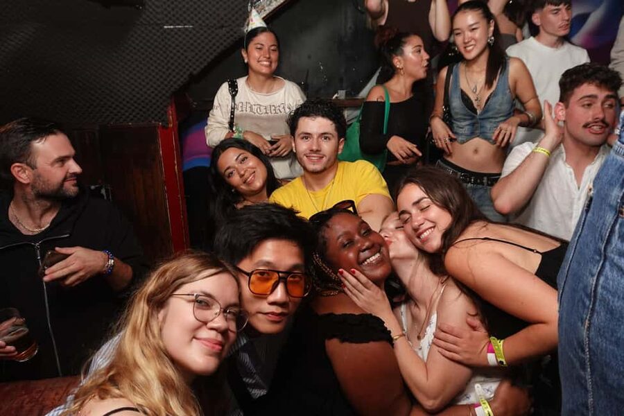 New Year’s Eve Party: Pub Crawl Nice with VIP Entry in Club - Why the guided route helps on New Year’s Eve