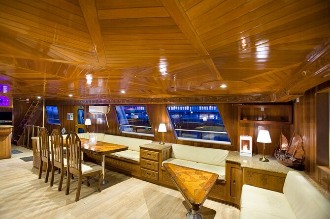New Year's Eve Reykjavík Cruise - Is $149 a fair price?