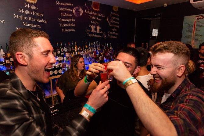 New Years Eve Porto Crawl: 7 drinks, Games, Fun & VIP club entry - Is $96.79 a fair price?