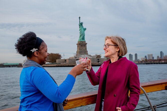 New York City Christmas Holiday Statue and Skyline Cocoa Cruise - Cocoa, Cookies, and One Included Drink