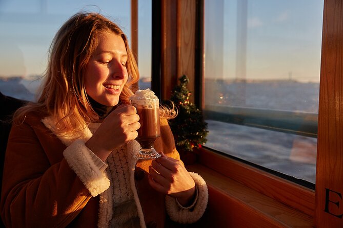 New York City Christmas Holiday Statue and Skyline Cocoa Cruise - Is $85.50 a Fair Price?