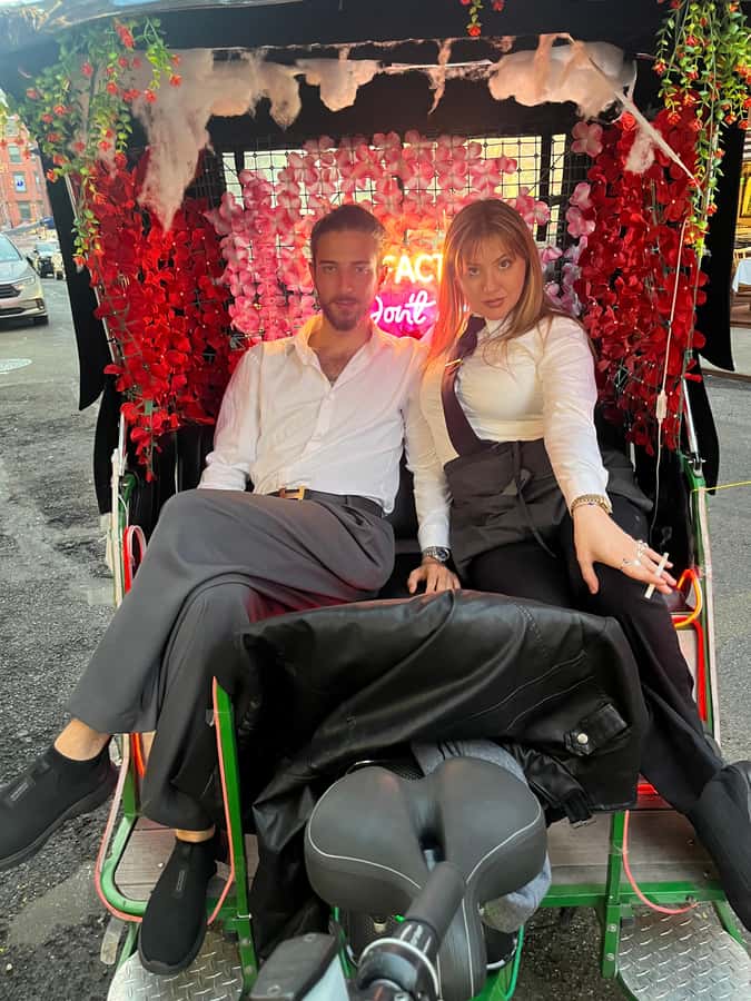 New York: Rockefeller Center Christmas Tree Pedicab Tour - Key points to know before booking