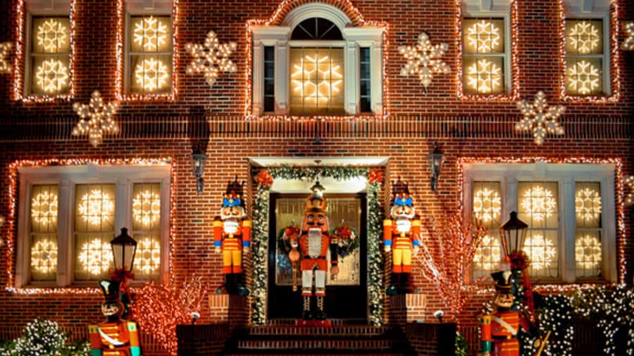 NYC: Christmas Lights Tour and Dyker Heights - Cancellation and booking flexibility