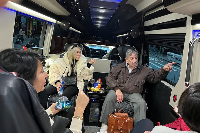 NYC Christmas Lights Tour by Limousine, SUV Or VAN. Dyker Heights - Cold weather, walking, and family comfort