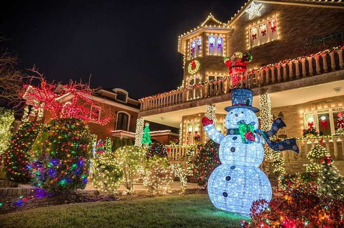 NYC: Dyker Heights Christmas Lights Express from Times Square - Why the community-wide display matters