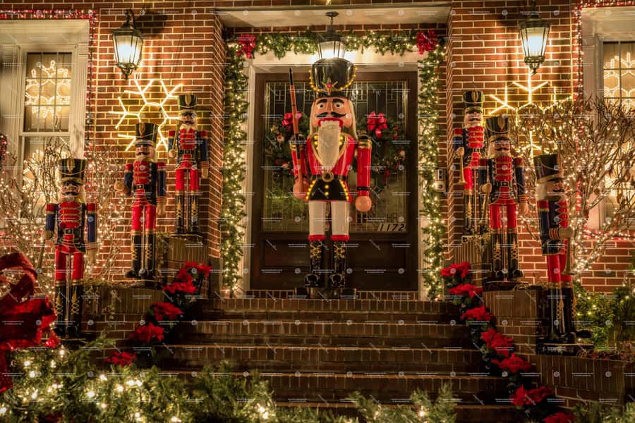NYC: Dyker Heights Christmas Lights Tour with Hot Cocoa - Key Details Before You Book