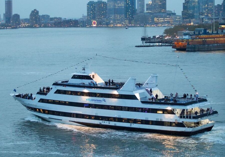 NYC: New Year's Eve Buffet Dinner Fireworks Harbor Cruise - What the $552 price is really buying