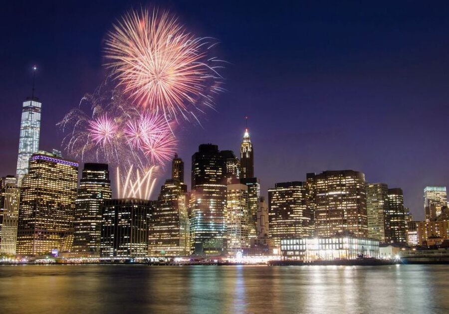 NYC: New Year's Eve Buffet Dinner Fireworks Harbor Cruise - The outdoor rooftop lounge and midnight fireworks